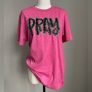 Pink Graphic T-Shirt with 'Pray' Design